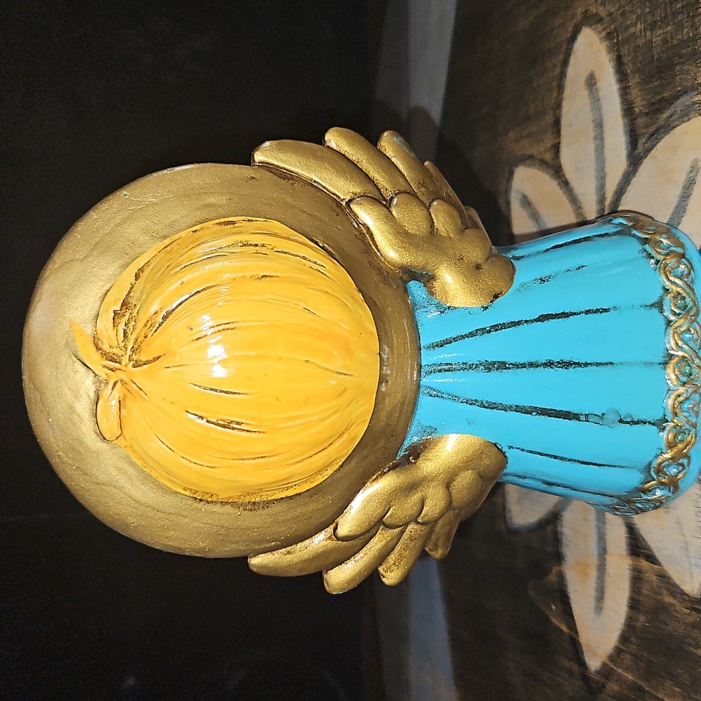 Vintage Mid-Century Angel Figurine - Blue and Gold 6in Tall - Picture 4 of 4